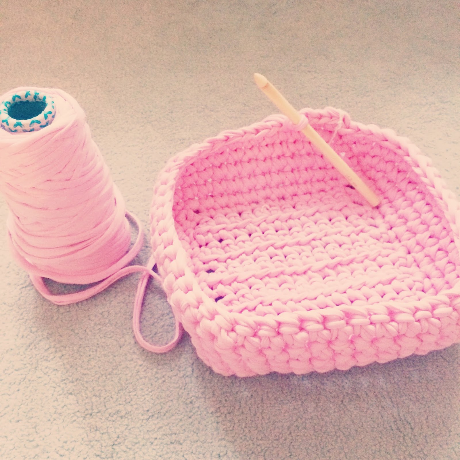 Tshirt yarn basket Bella Coco by SarahJayne