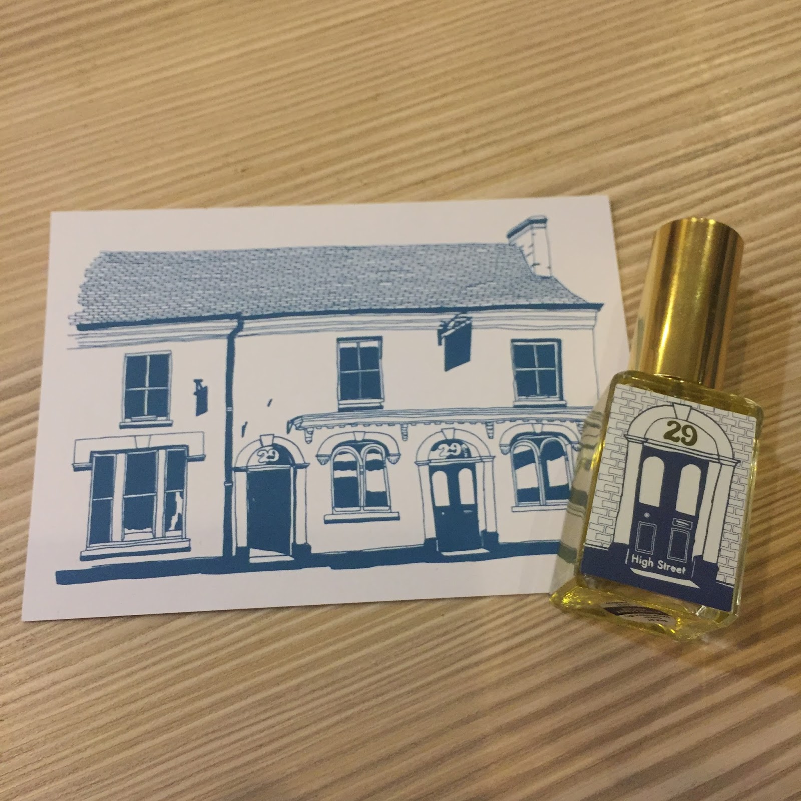 The Powderpuff Room 29 High Street Perfume Lush Review