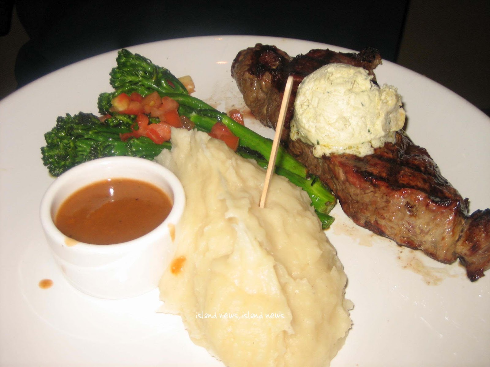 Hawaii Mom Blog OffIsland The Lazy Dog Cafe Torrance