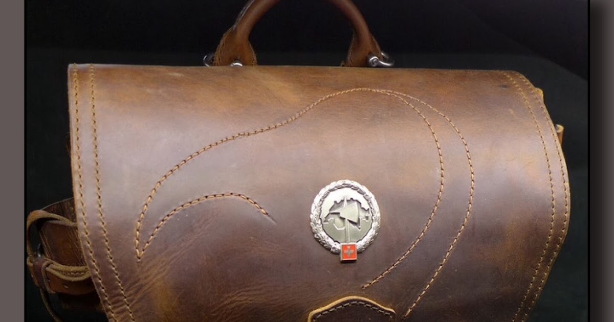 LeatherWerk Customized Saddleback Leather Co. Front Pocket pack