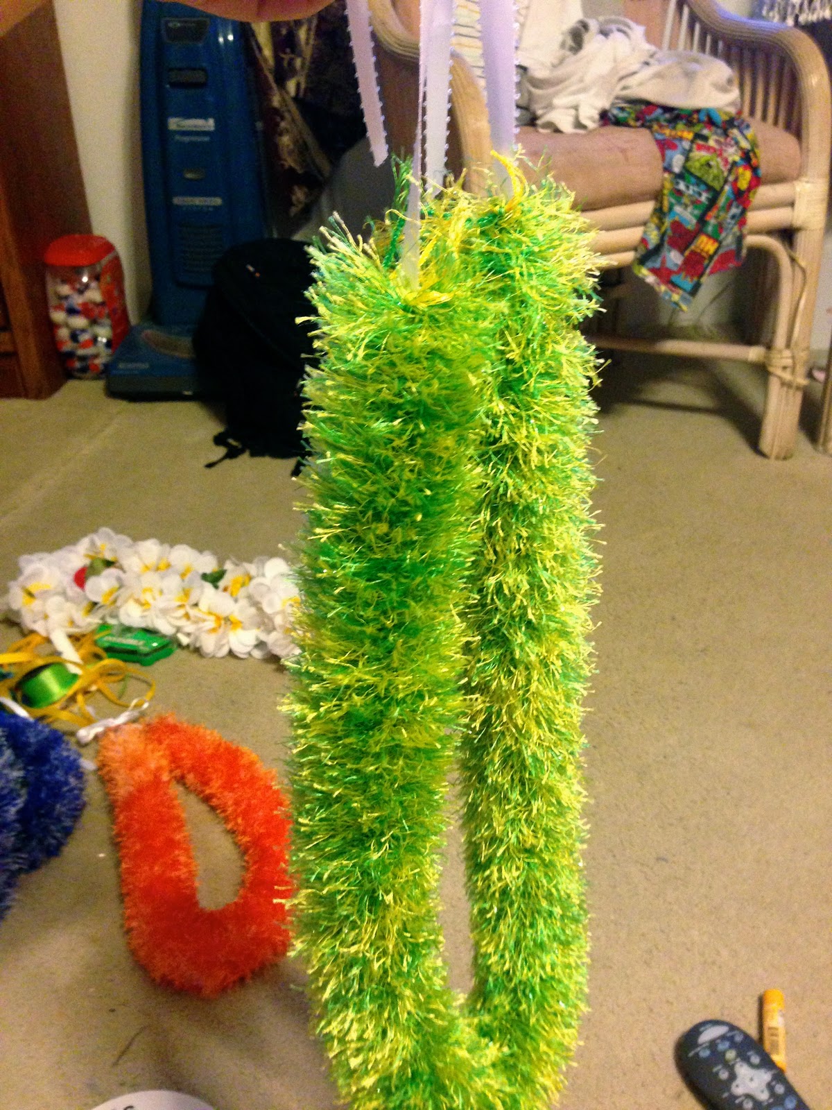 Our Lives Are An Open Blog How to Make a OneStraw Lei