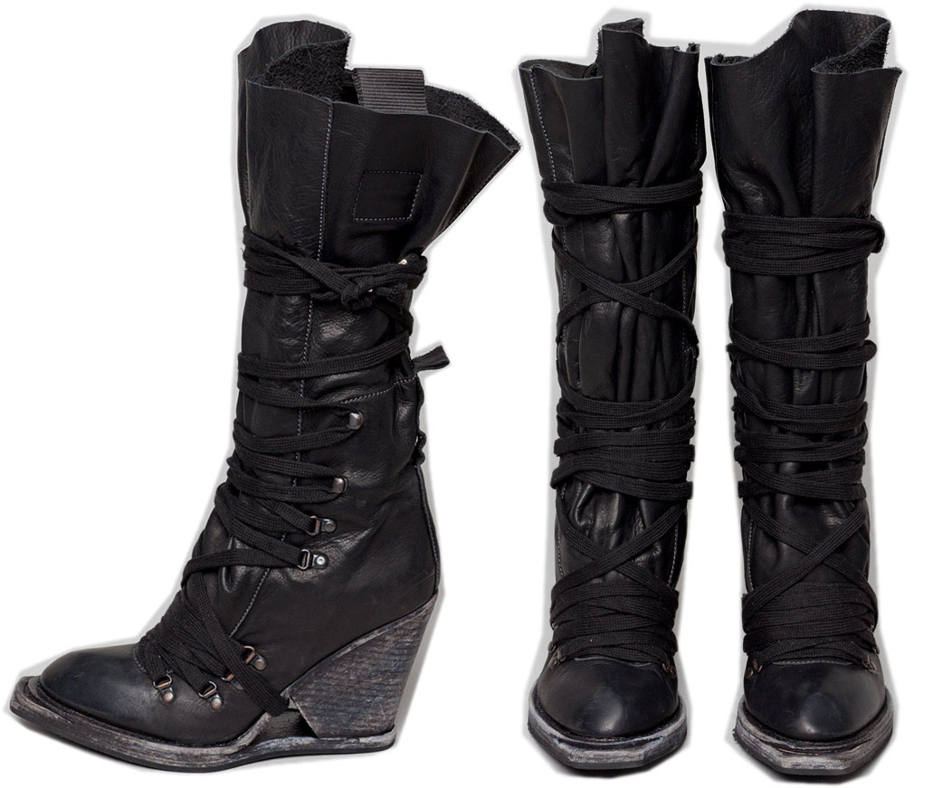 http://4.bp.blogspot.com/-ghSoyssK7fg/Ta3KYMv04KI/AAAAAAAAN0c/rjRYV2F4s1Y/s1600/shoe.jpg