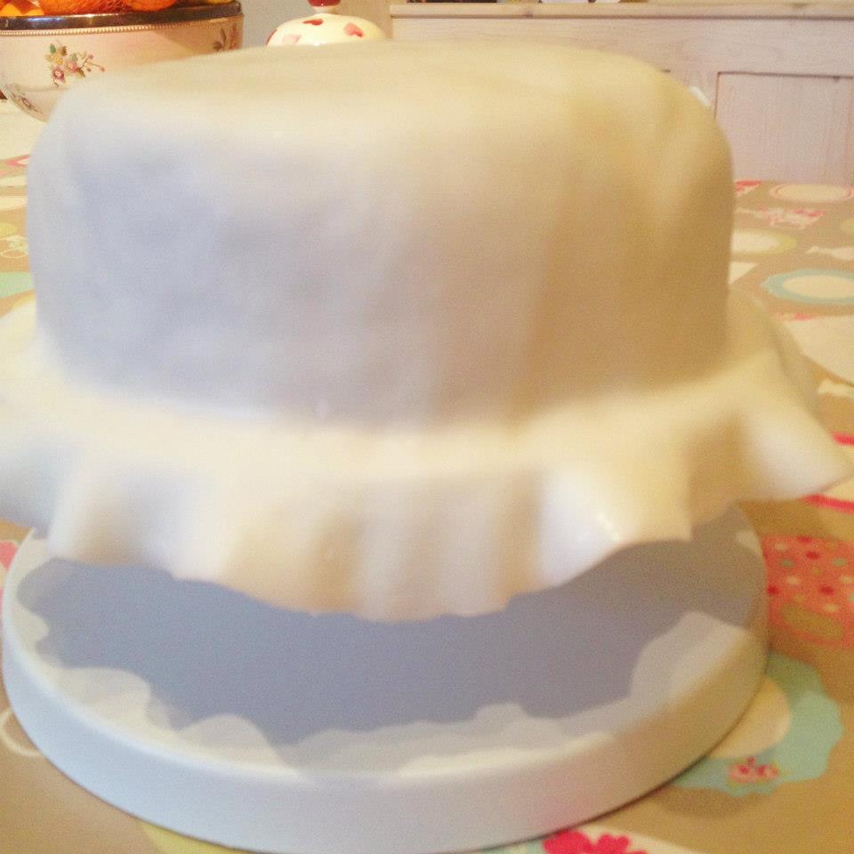 Jo's Blue AGA Icing and Decorating Christmas Cakes