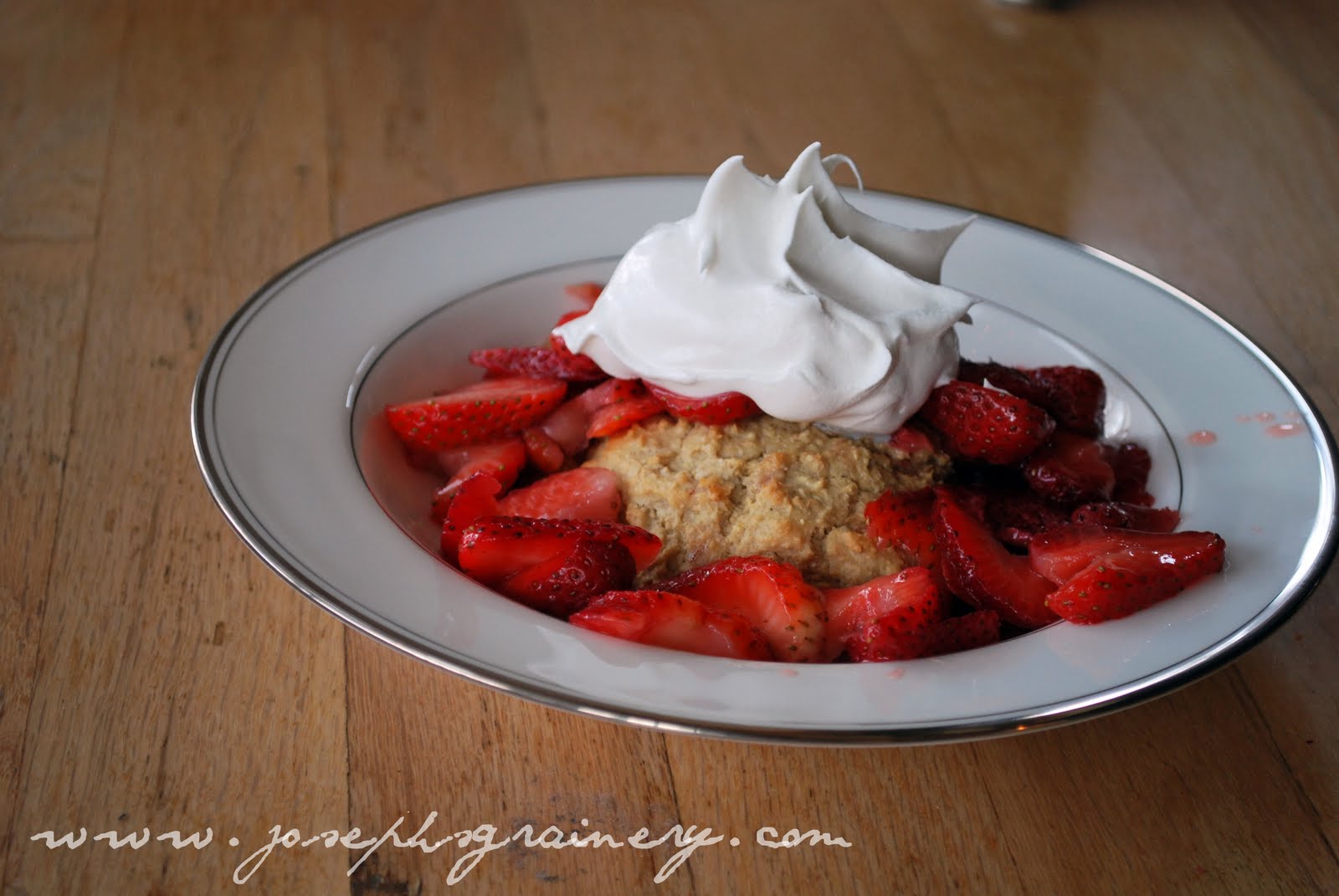 Joseph's Grainery Strawberry Shortcake Biscuits with Multigrain