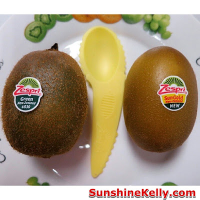 Zespri Kiwifruit, Zespri Green, Zespri SunGold, Zespri doll, sunshine kelly