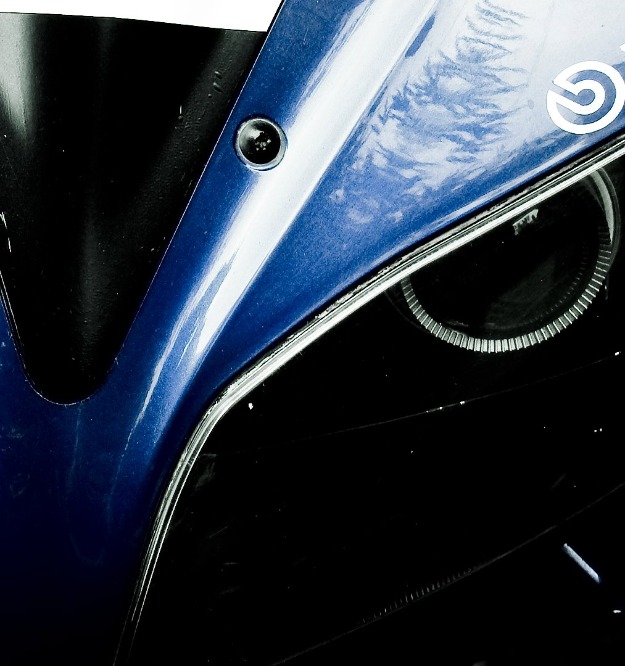 r15 v2 projector lights price