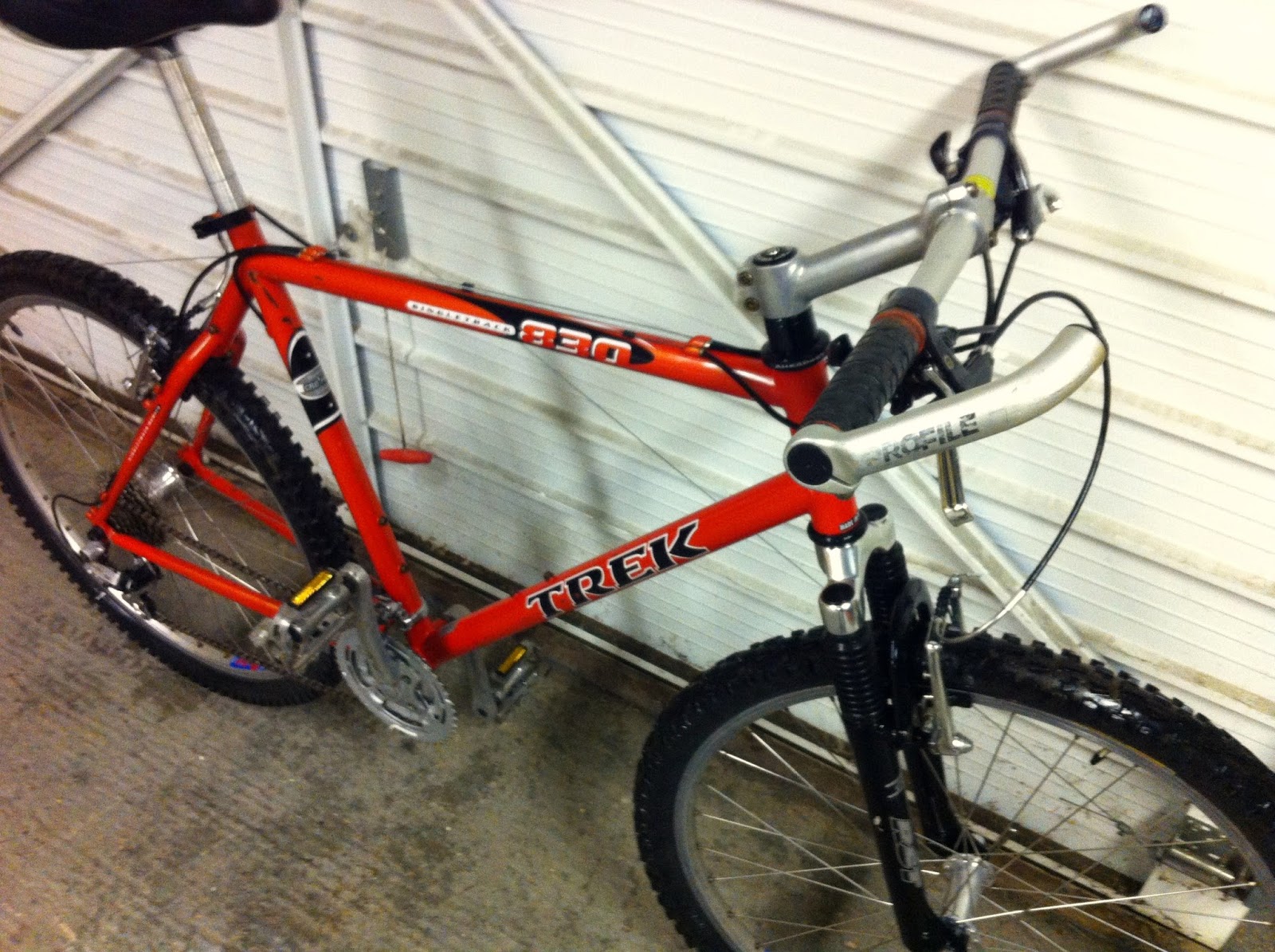 trek 830 mountain bike