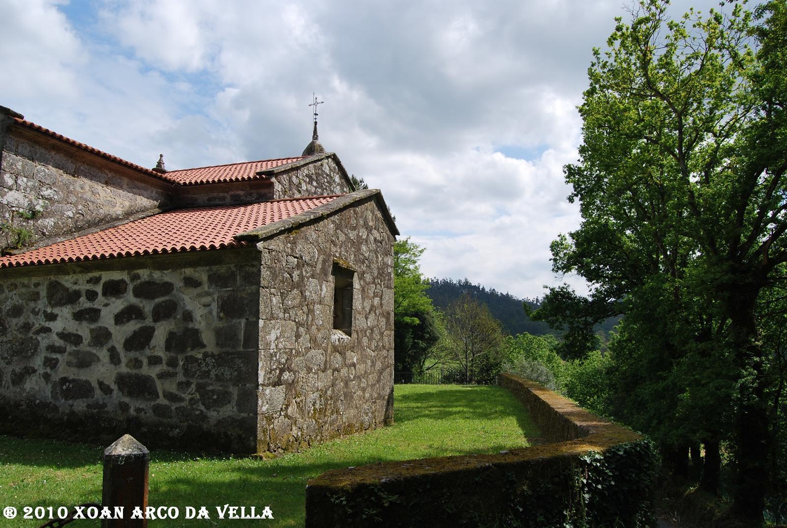 XOAN ARCO DA VELLA IGLESIA DE COUSO A ESTRADA