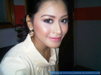 Gambar & Biodata Shima Anuar Gambar & Biodata Shima Anuar