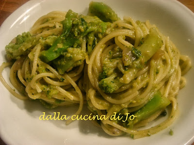 spaghetti e broccoli alla carbonara