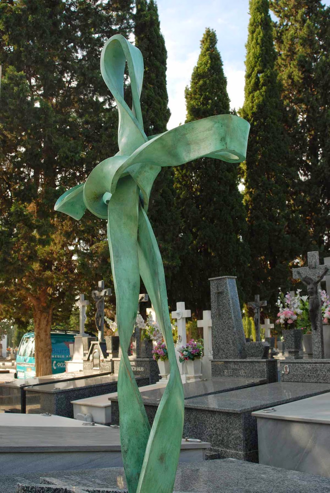 Monumento bronce cementerio Murcia Arturo Serra escultura 13
