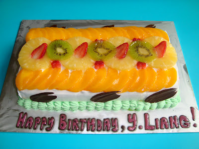 Yummy Baking: Fruity Fresh Cream Cake (D2)