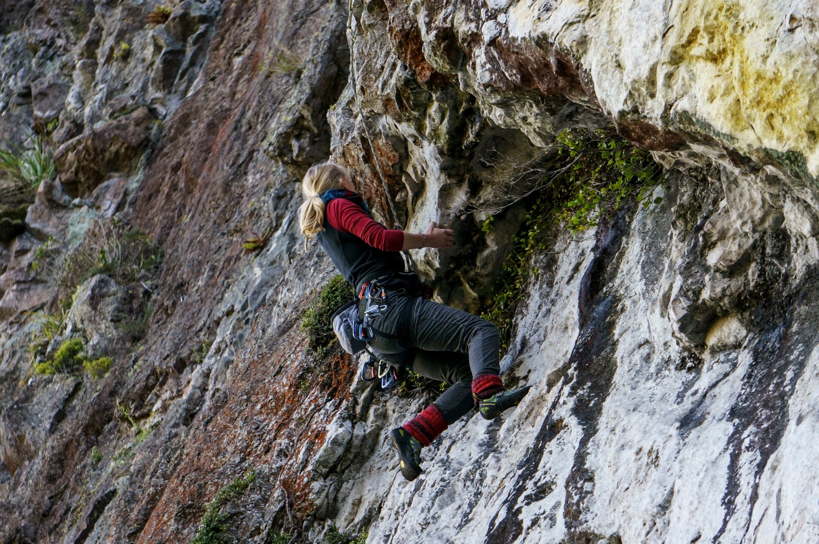 Adventuring New Zealand Rock Climbing!