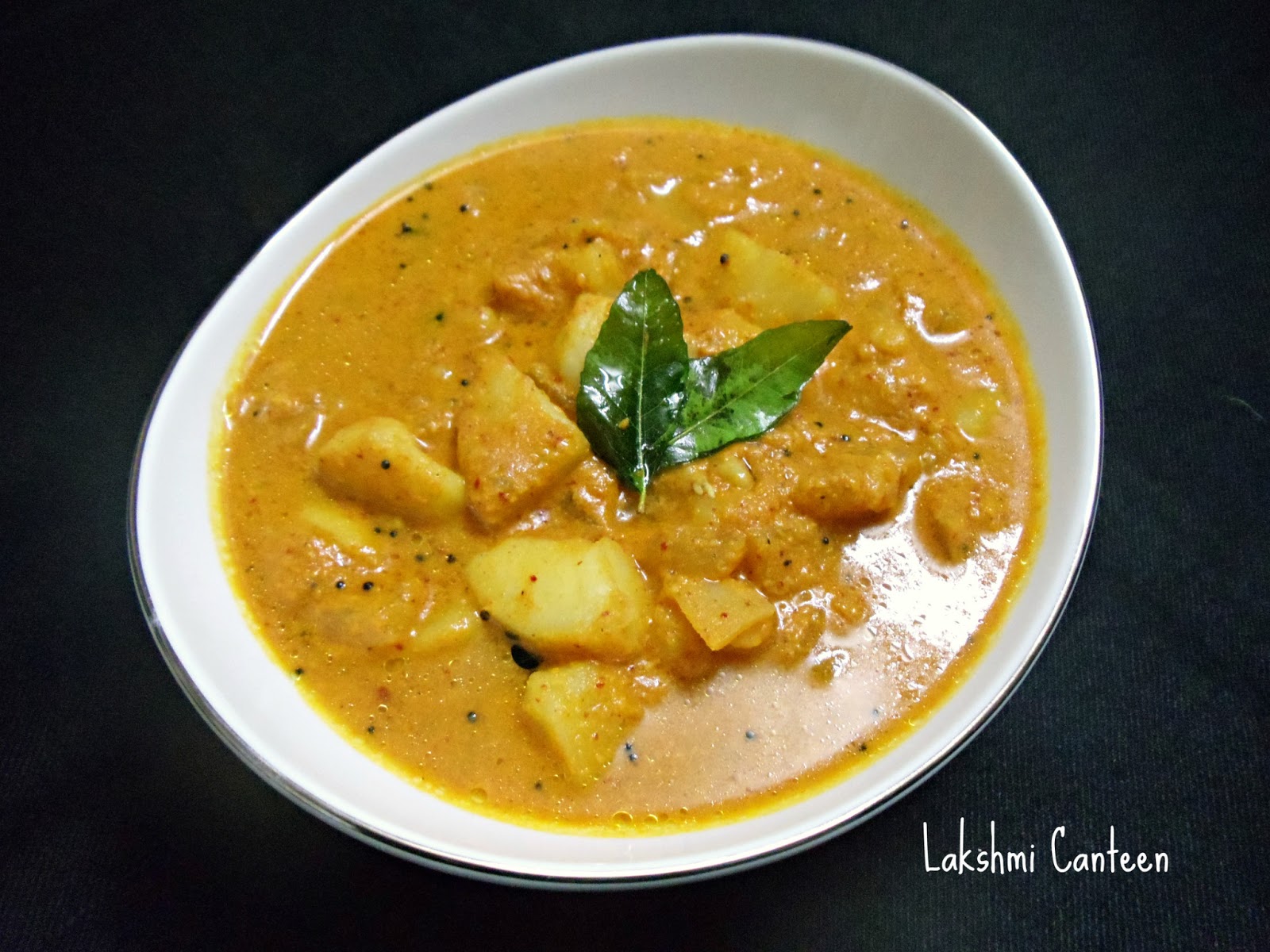 Lakshmi Canteen Potato Onion Curry (Coconut Based)
