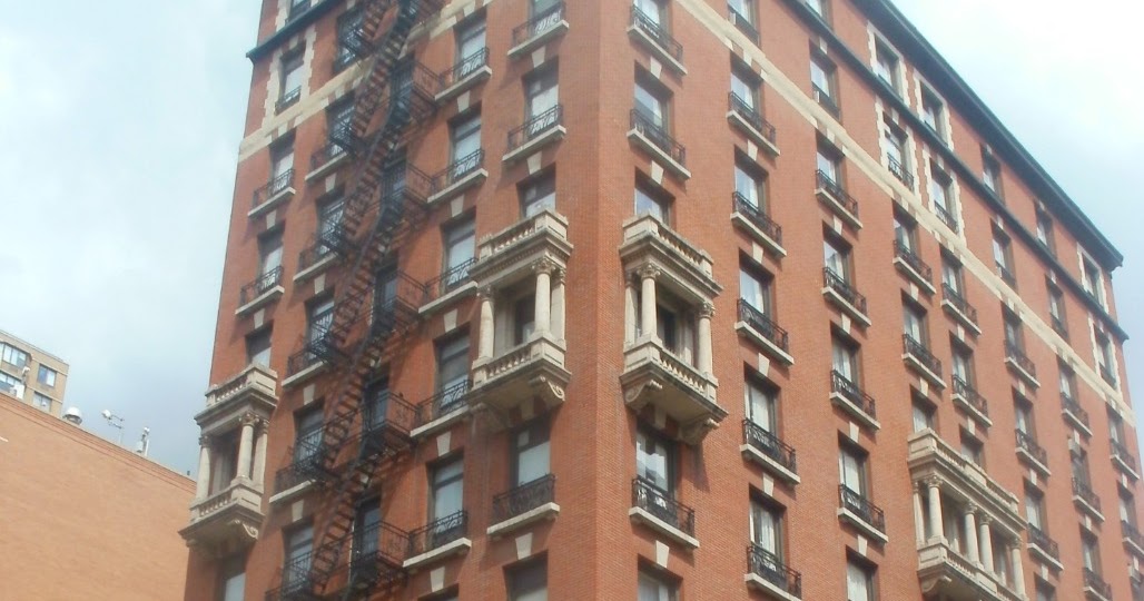 Midtown Blogger/Manhattan Valley Follies Ramada Inn in Kips Bay