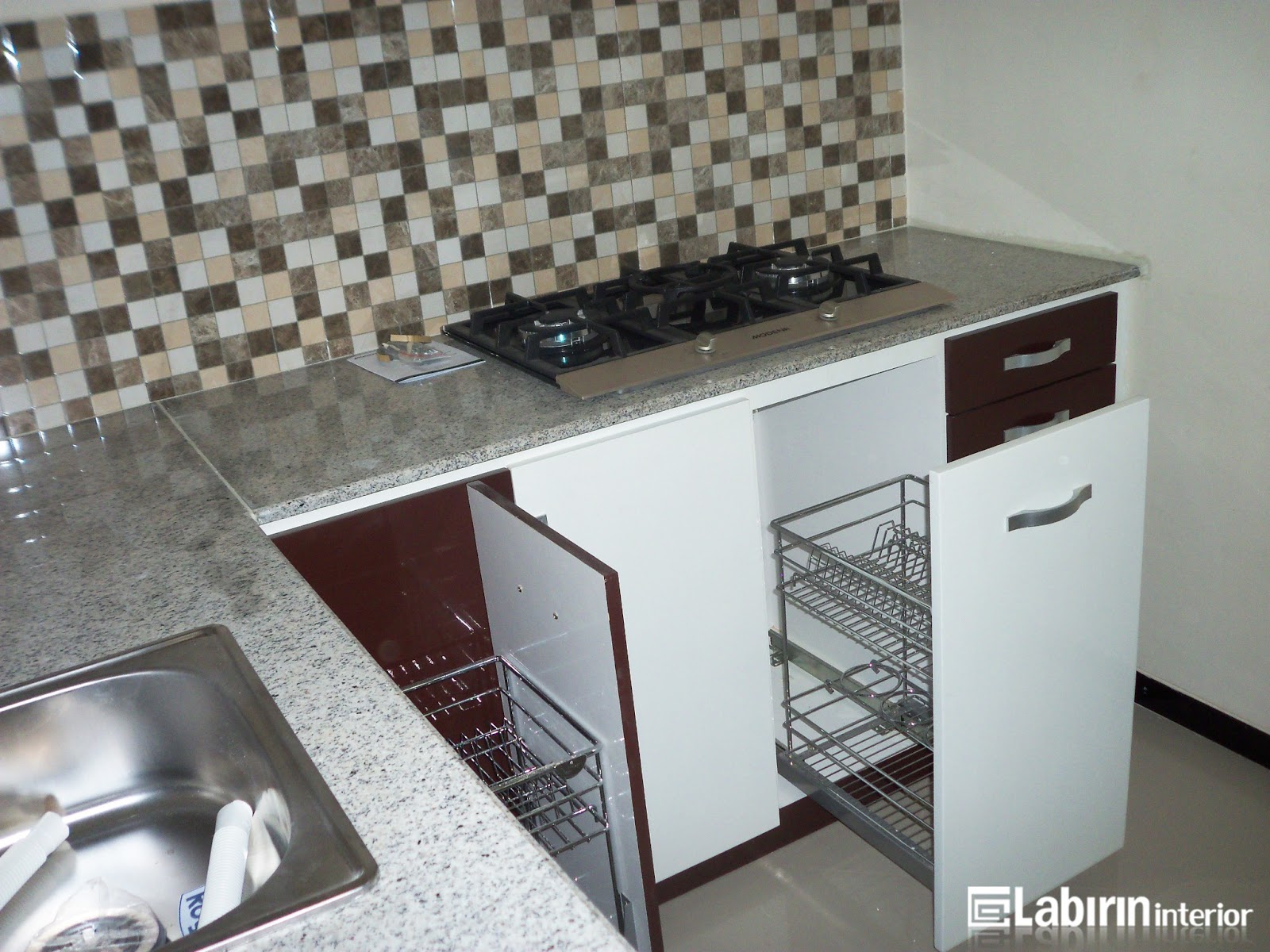 Kitchen set minimalis mungil harga miring ~ Kitchen Set ... Jual lemari piring gelas pintu 2 aluminium kaca bening di ...