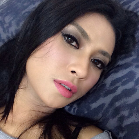Uli auliani foto hot 57 Uli auliani foto hot 2