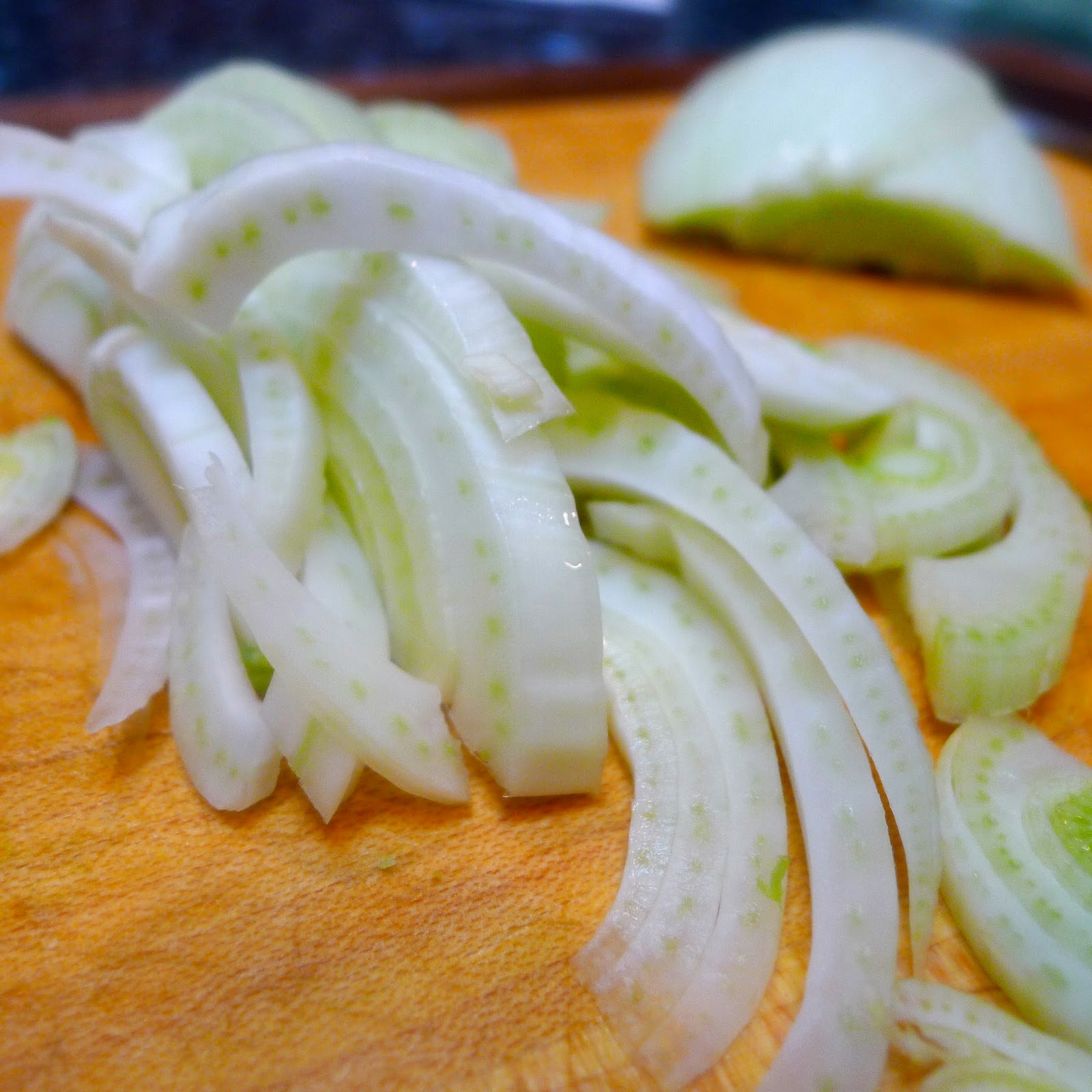 newFOOD tuesdayz Fennel, Radish and Butter Lettuce Salad with Zesty