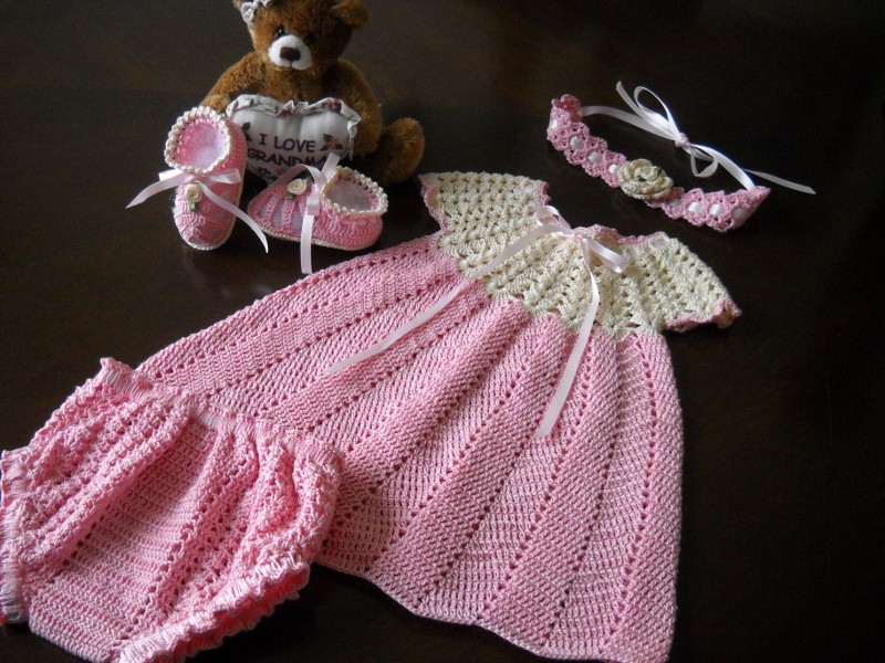 Irma, tejidos y...: Set para bebe recien nacida tejido en Petra #5 Irma, tejidos y...: Set para bebe recien nacida tejido en Petra #5