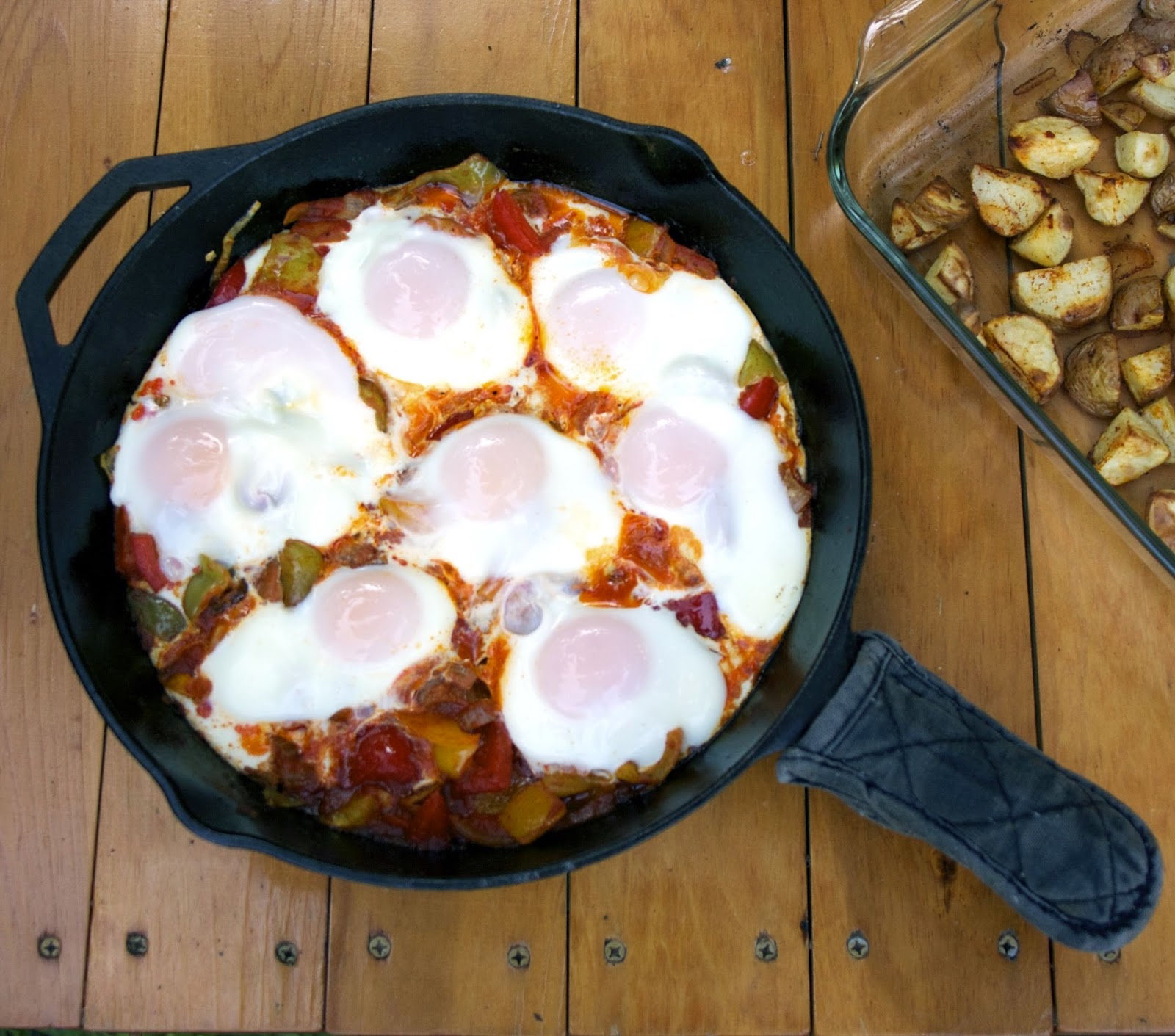Peppers & Eggs Skillet Casserole Sofrito con Huevo Foodie Friday
