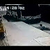 Ônibus é freado bruscamente, e passageiro é ejetado pelo para-brisa
