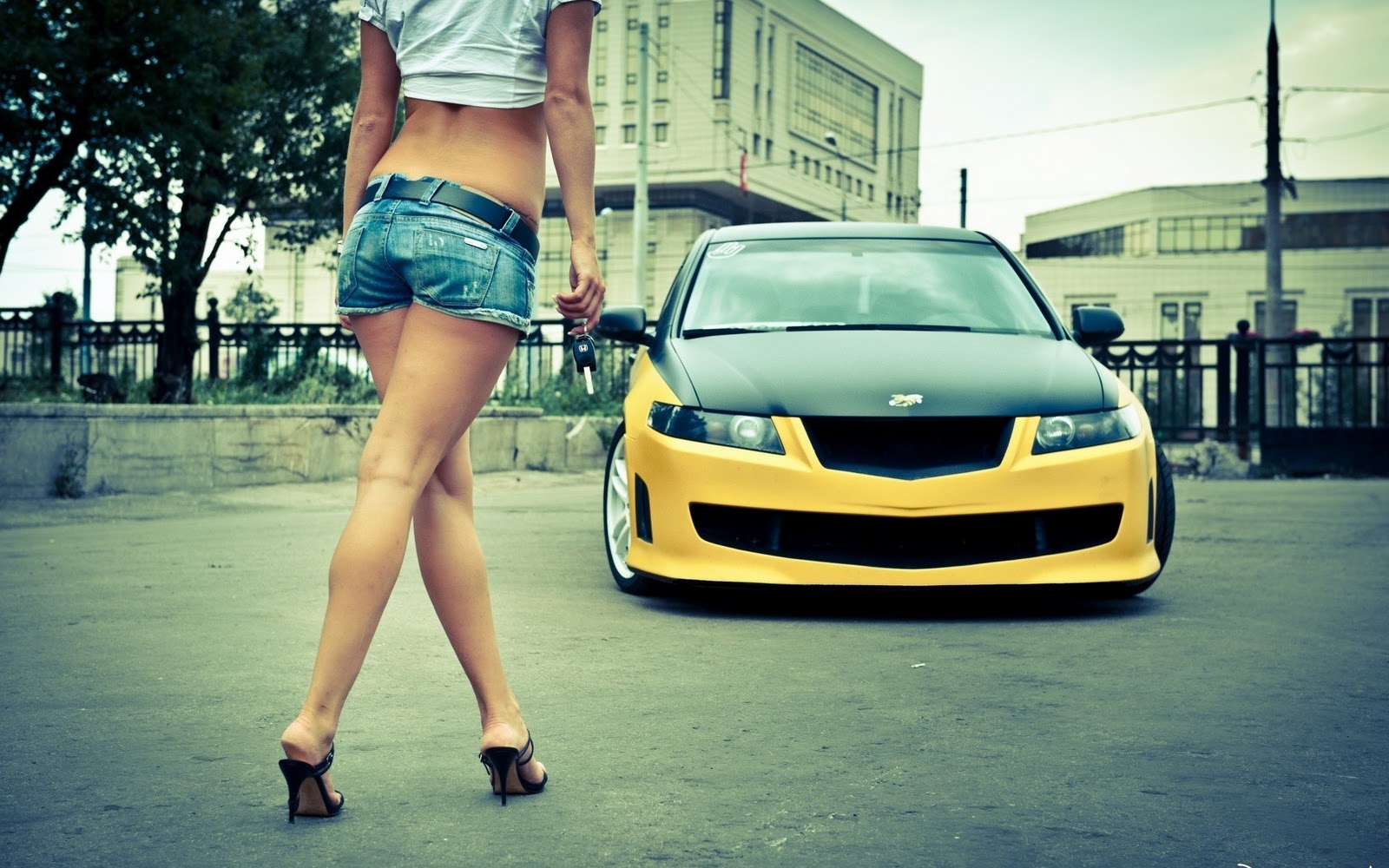 Cars+and+Girls+Erotic+Wallpaper+-+www.erowalls.blogspot.com++++%252825%2529.jpg