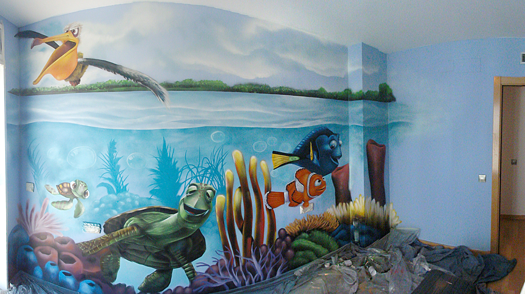 Berok Graffiti mural profesional en Barcelona: Dibujo Buscando a Nemo