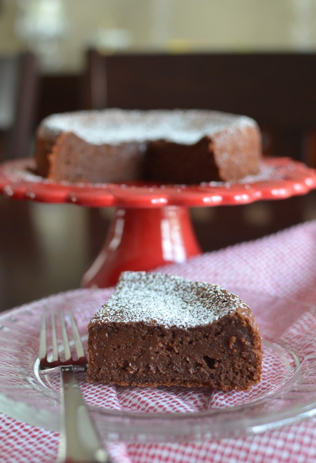 Playing with Flour: Flourless chocolate-chestnut cream cake