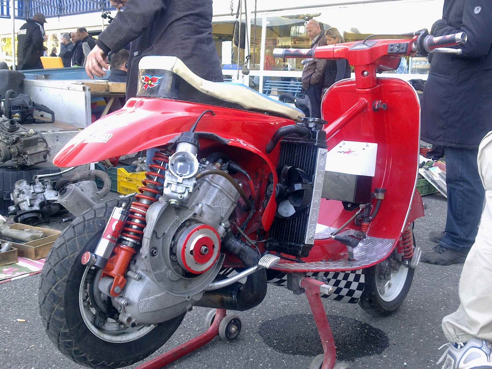 Scooter Vespa 50 Special Modificata Custom Paint Vespa 50 Custom