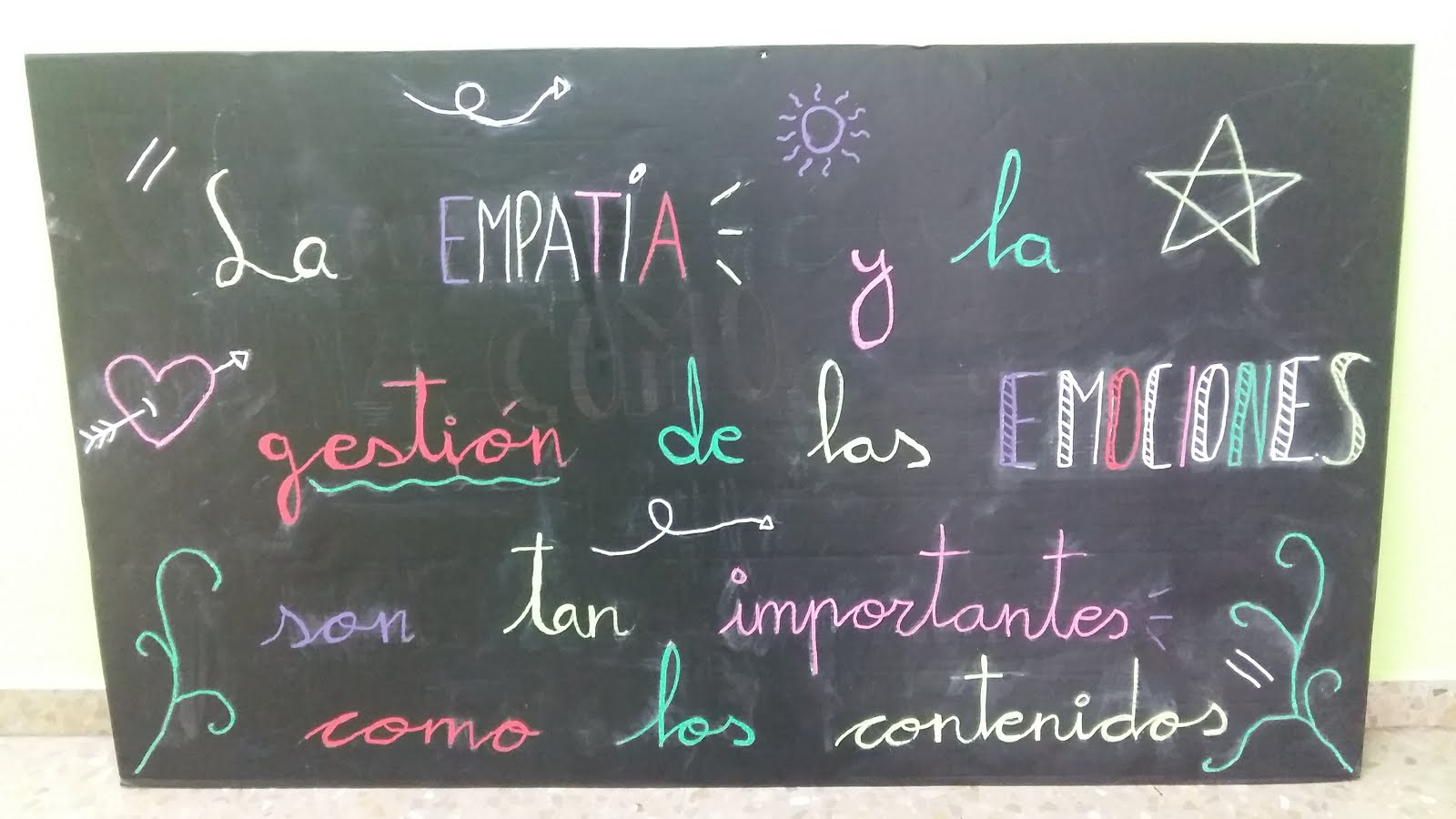 EMPATÍA Y EMOCIONES