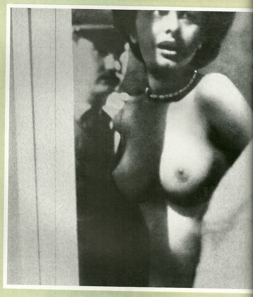 Откровенные картинки голой Софи Лорен и других знаменитых женщин