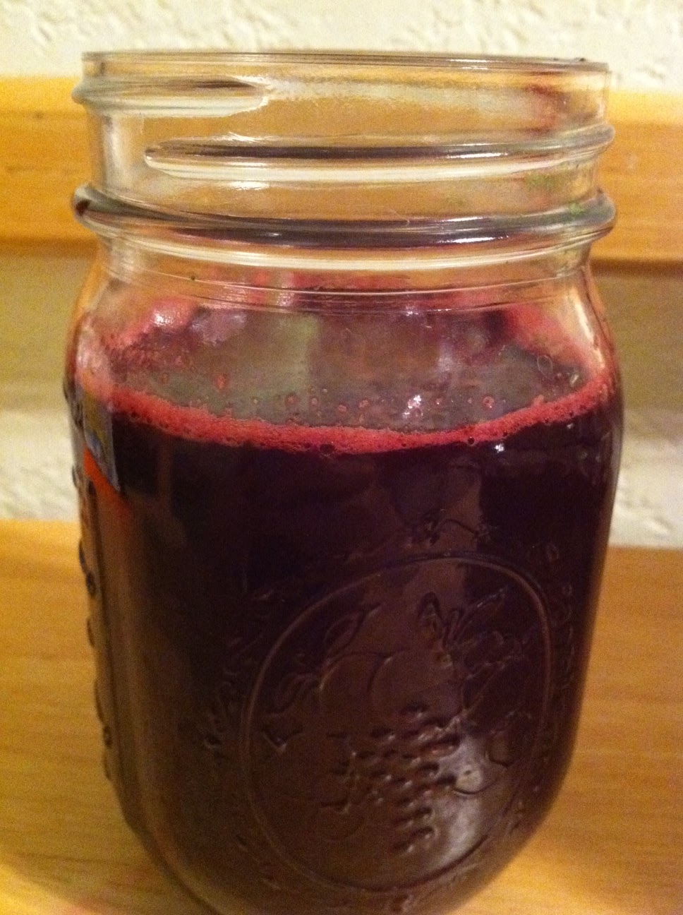 meghan eats local And the Beet Goes In(to the Juicer) BeetCarrot