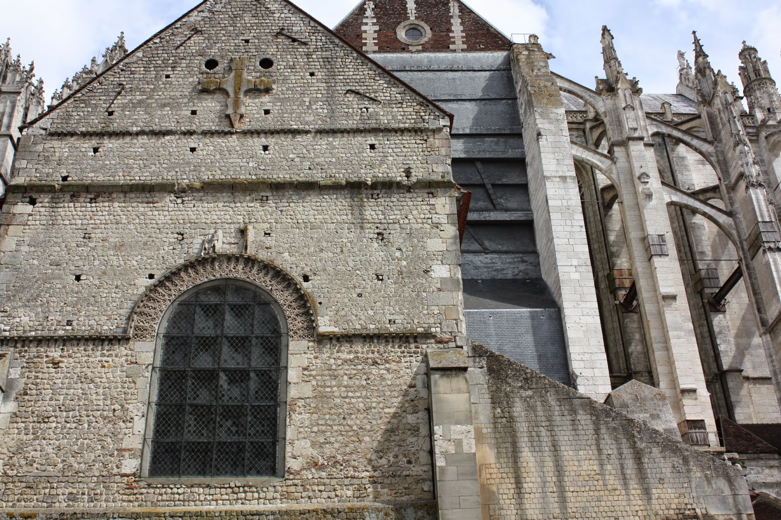 Atlas roman Beauvais Eglise NotreDamedelaBasseŒuvre (60)