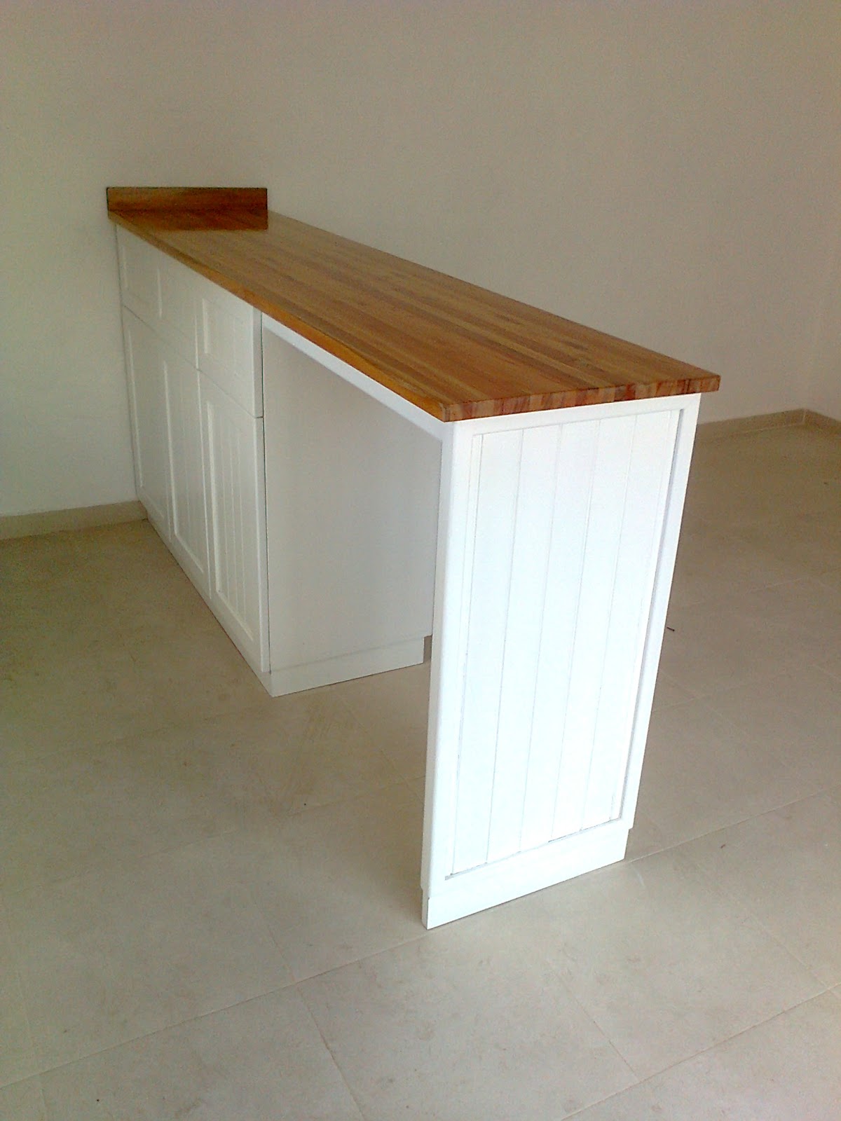 benjamin: mueble de cocina laqueado blanco con barra benjamin: mueble de cocina laqueado blanco con barra