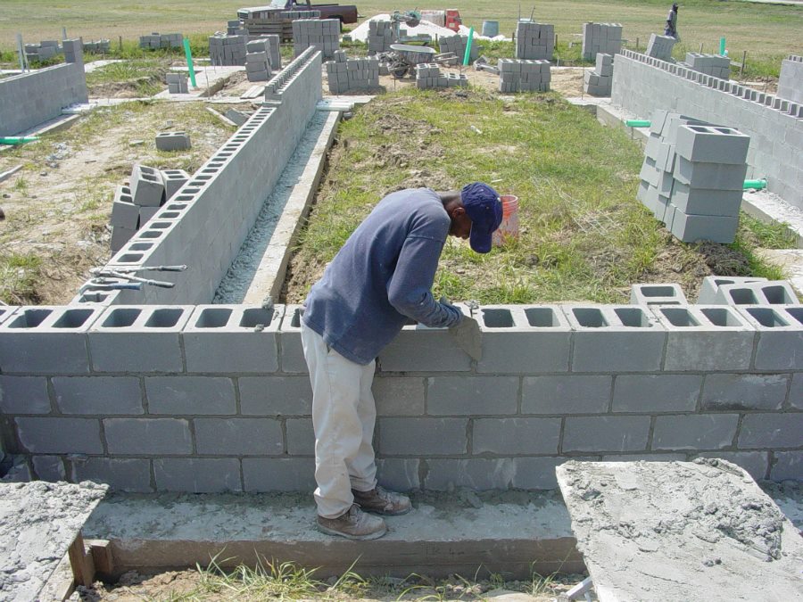 Concrete blocks foundation « هندسة التشييد والبناء
