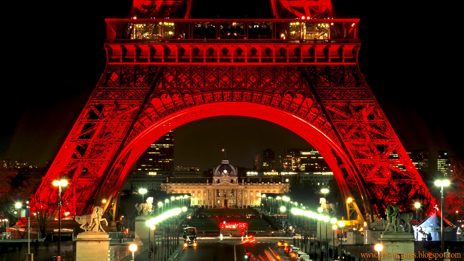Foto-Foto Terindah Menara Eiffel Paris, Prancis - digaleri.com