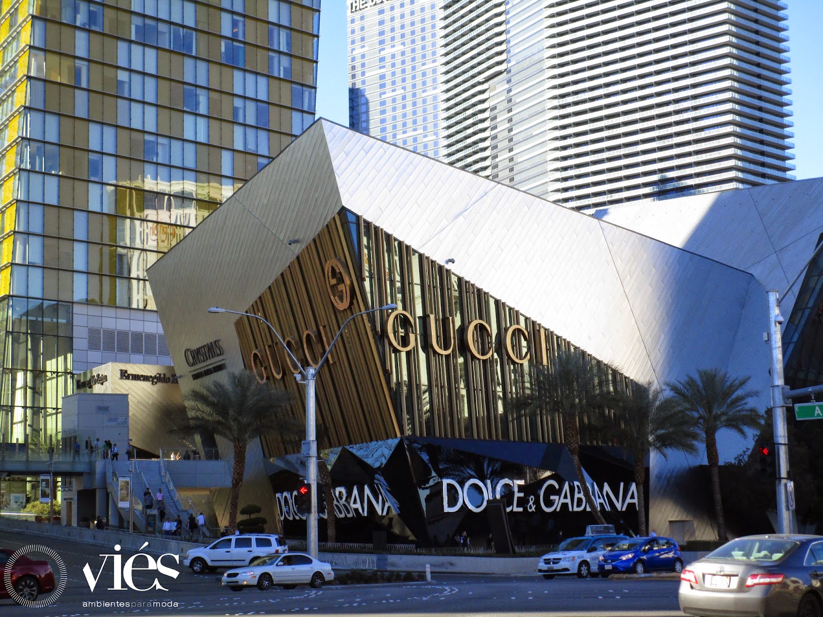 Lojas Gucci e Dolce Gabbana Viés Design