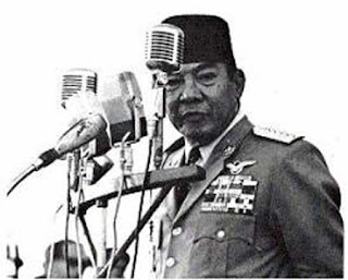 Beginilah Cara soekarno melawan amerika