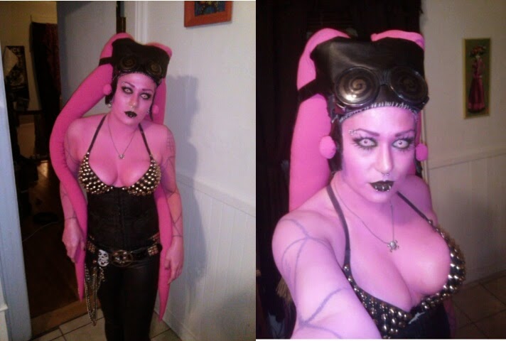 pink-twilek-halloween-costume-breasts.jp