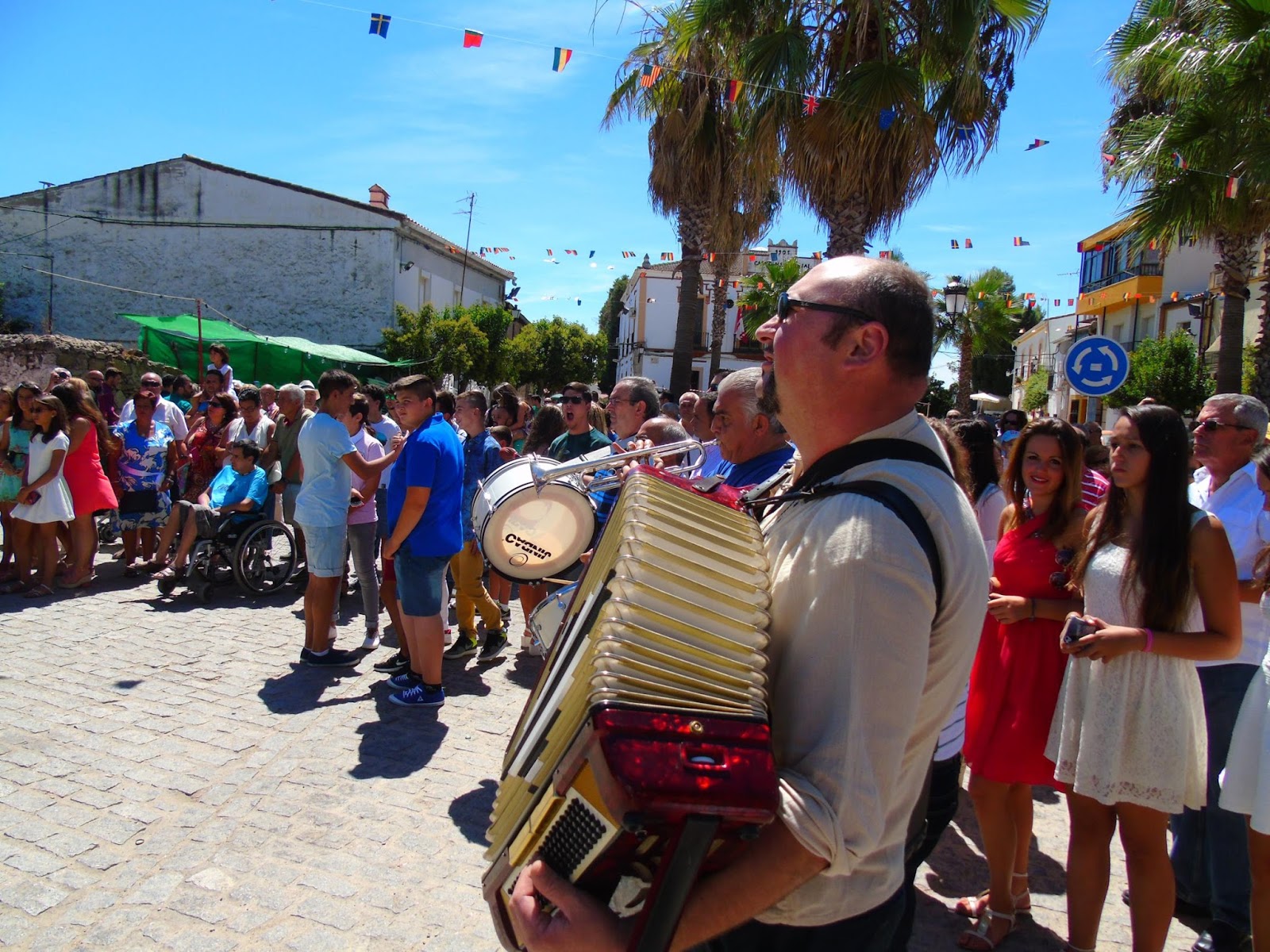 FIESTA DE QUINTOS EN ALDEA DEL CANO EL TUERO
