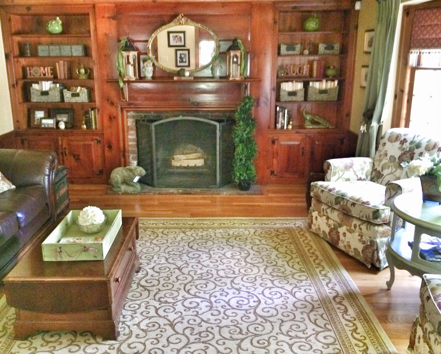 Maison Decor Bookcase Makeover from HomeGoods