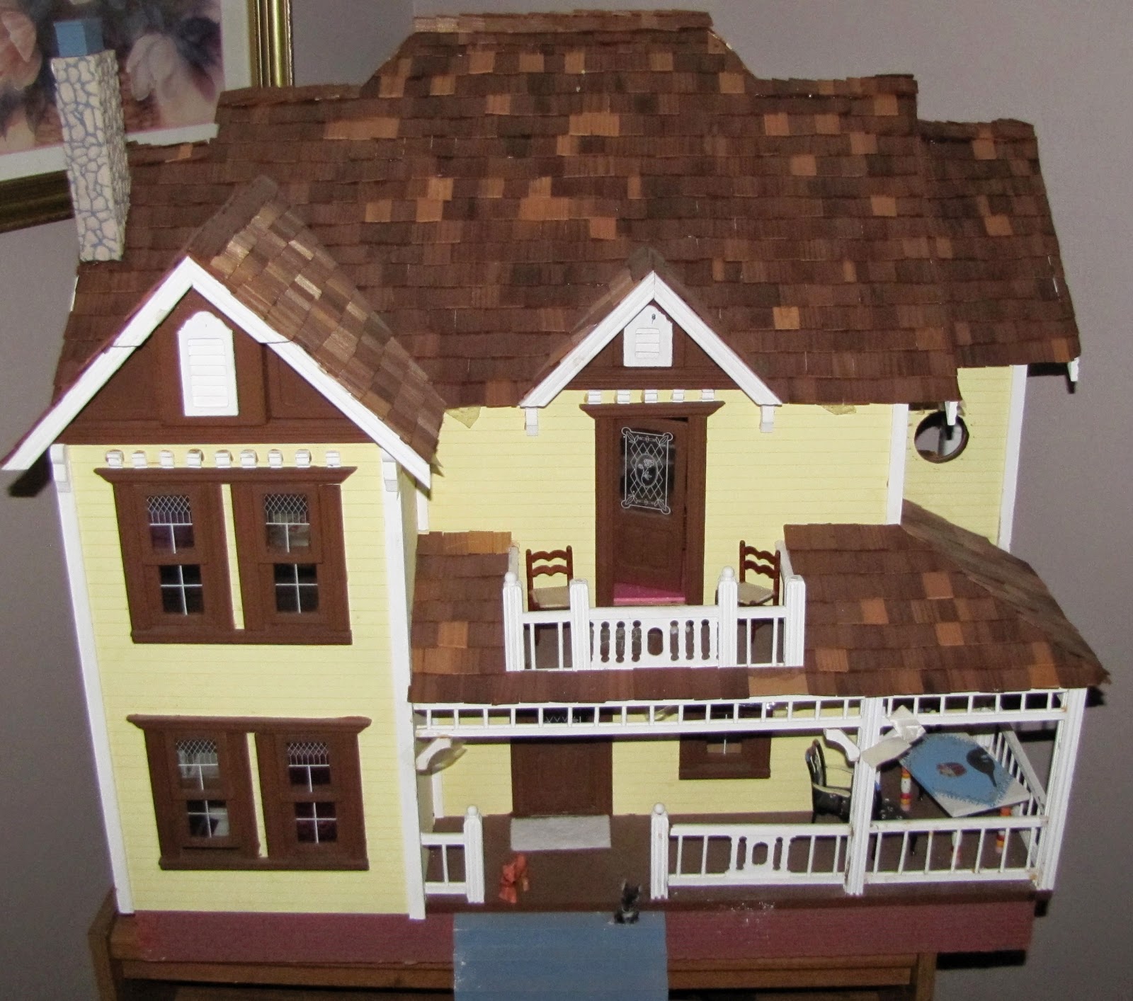 shingles wood roof doll