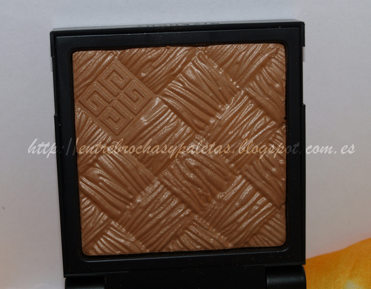 Croisière healthy glow powder de Givenchy Entre brochas y paletas