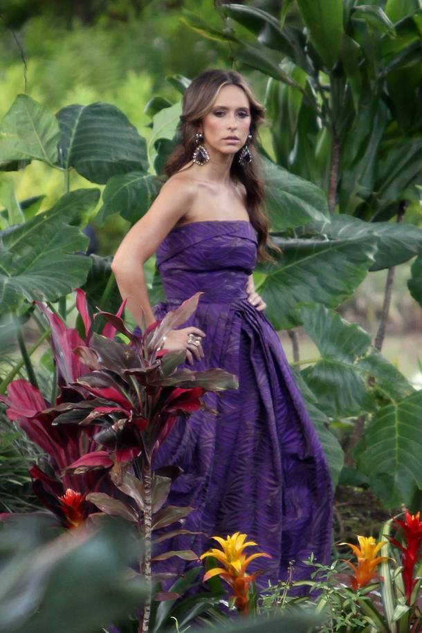 Jennifer Love Hewitt Hairstyle Trends: Jennifer Love Hewitt Photoshoot