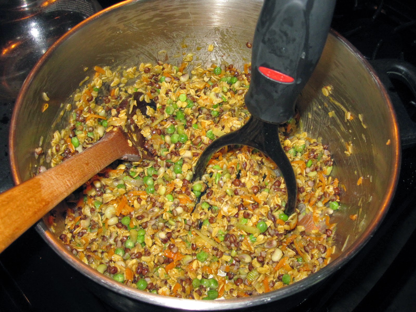 Food My Toddler Throws on the Floor Oat, Pea, Bean and Barley Veggie Patties