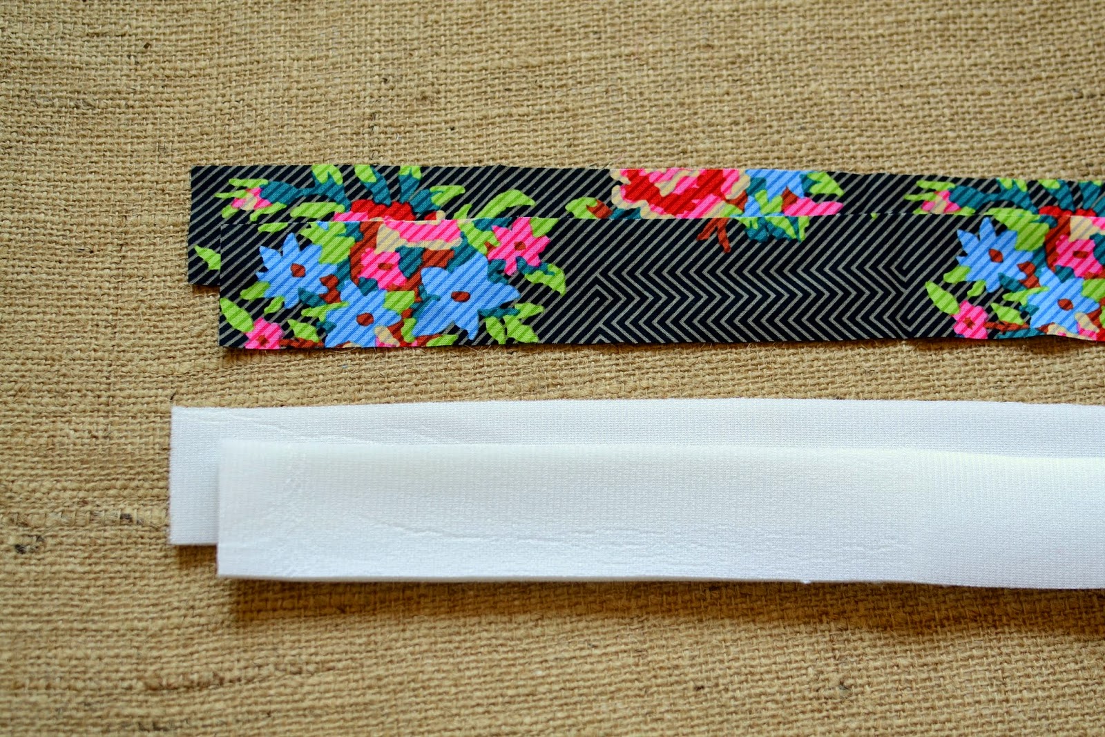 Blue Susan makes Perfect Fabric Purse Handle Tutorial