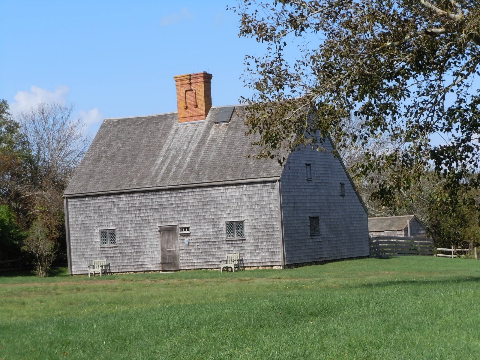 Life From The Roots Wordless Wednesday Nantucket's Oldest House