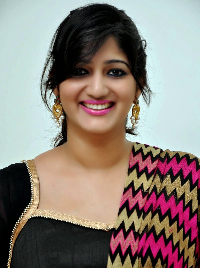 Vijay TV Anchor Divya Spicy Photo Gallery Cinema Campus