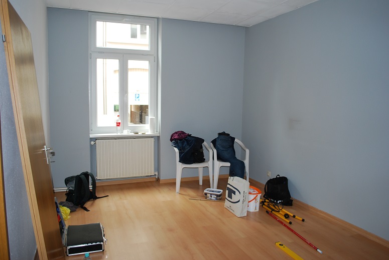 Abenteuer fremde: projekt wohnungsverschönerung Wohnzimmer blaue wand