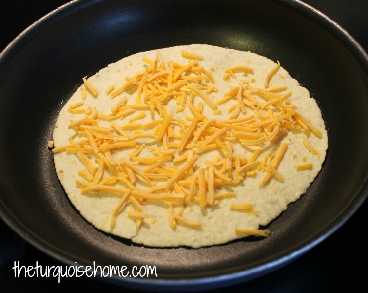 Easy Chicken Quesadilla with a Secret Ingredient! Easy Chicken Quesadilla with a Secret Ingredient!